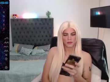 kriss_blondie